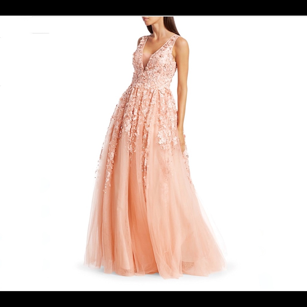 Basix Black Label floral appliqué Gown